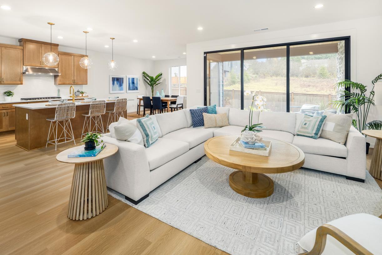 Elevation Image:Expansive great room