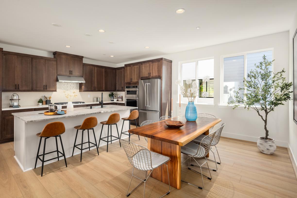 Elevation Image:Kitchen and casual dining area