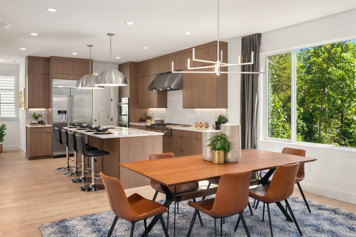 Elevation Image:Kitchen and casual dining area