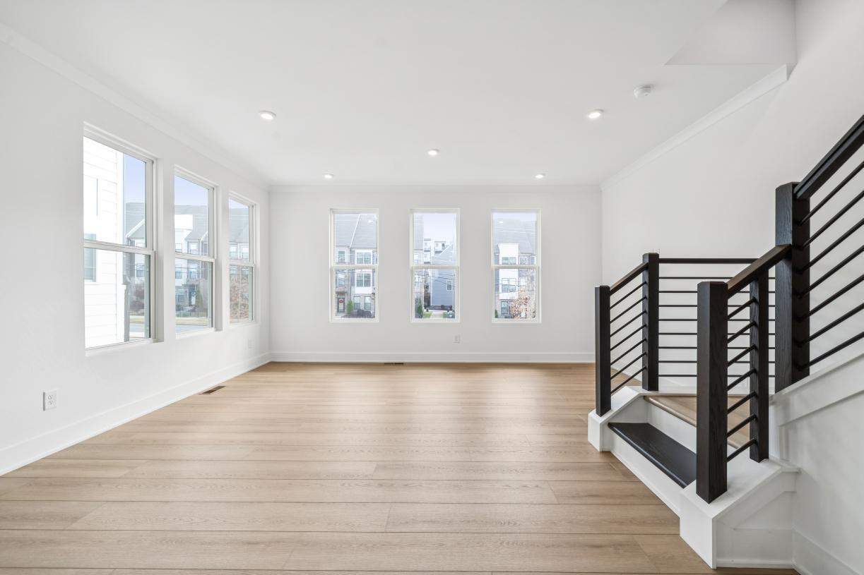 Elevation Image:Airy light-filled great room