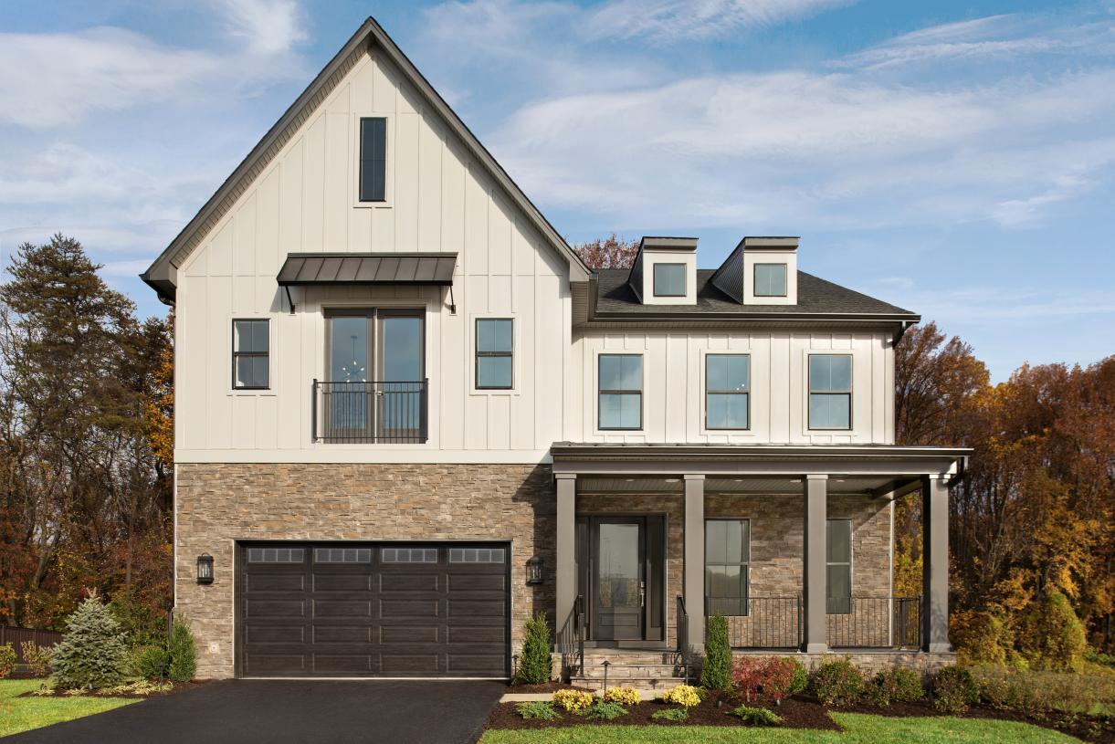 Elevation Image:Modern Farmhouse