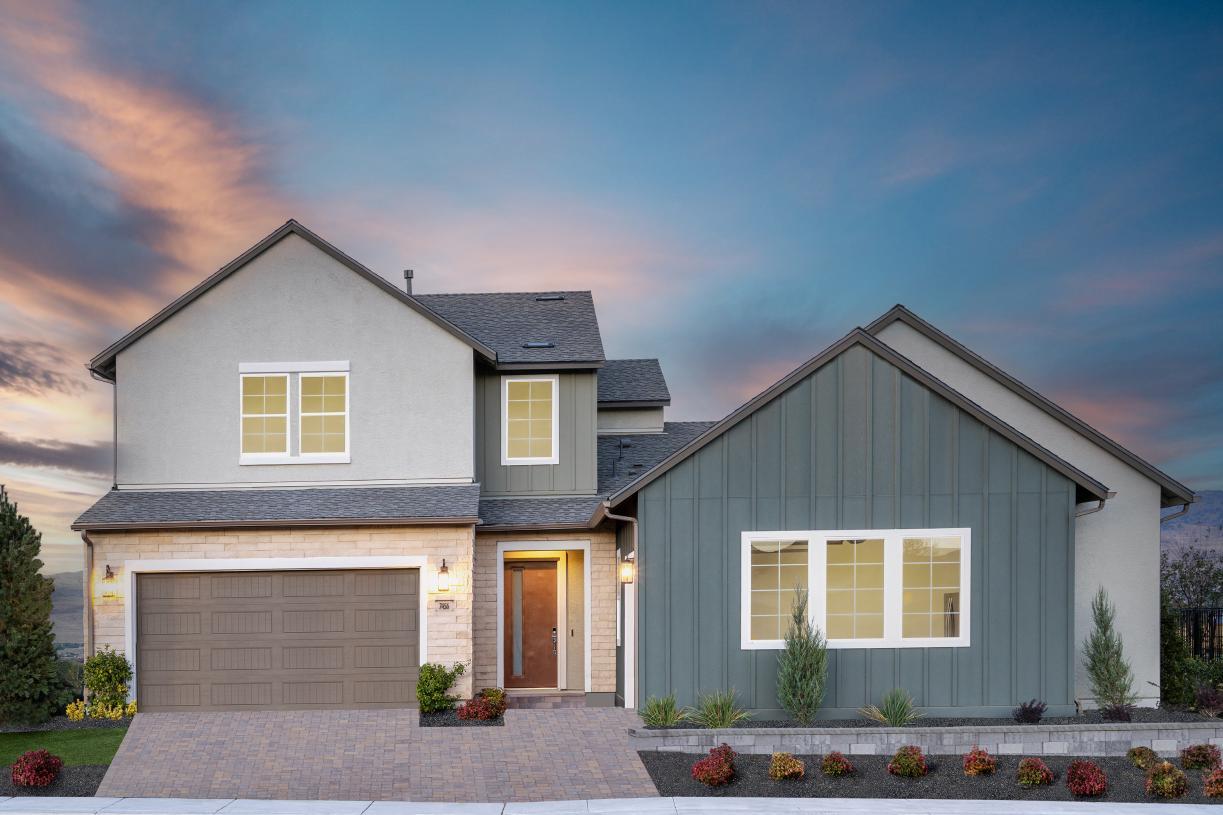 Elevation Image:Modern Farmhouse