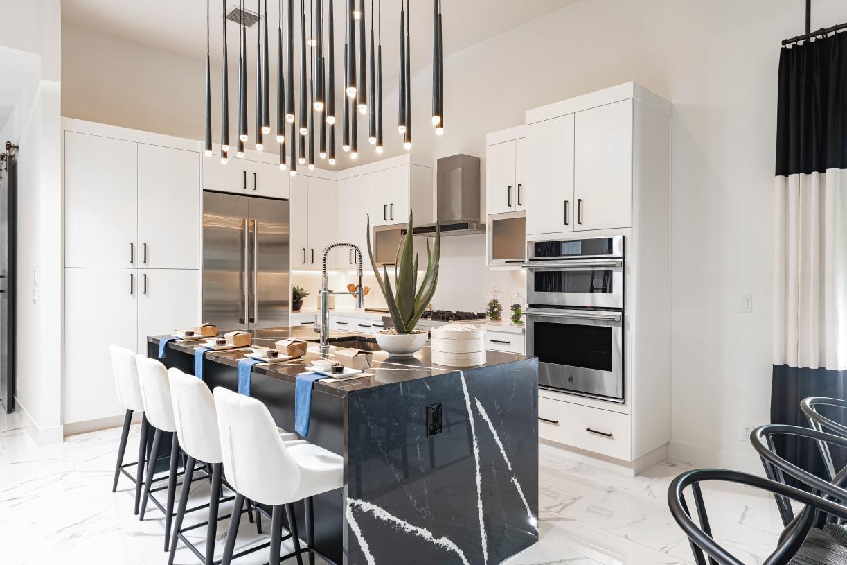 Elevation Image:Gourmet kitchen with large center island