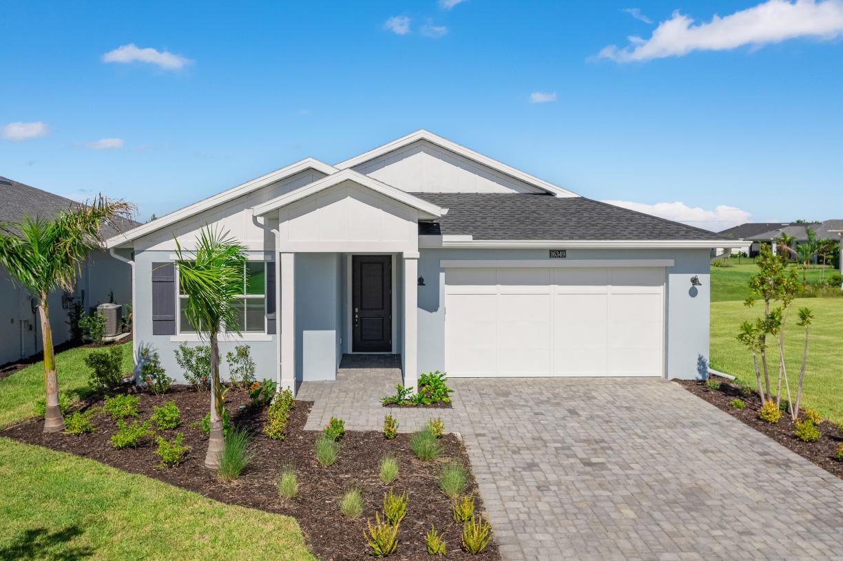 Elevation Image:Estero Farmhouse front exterior