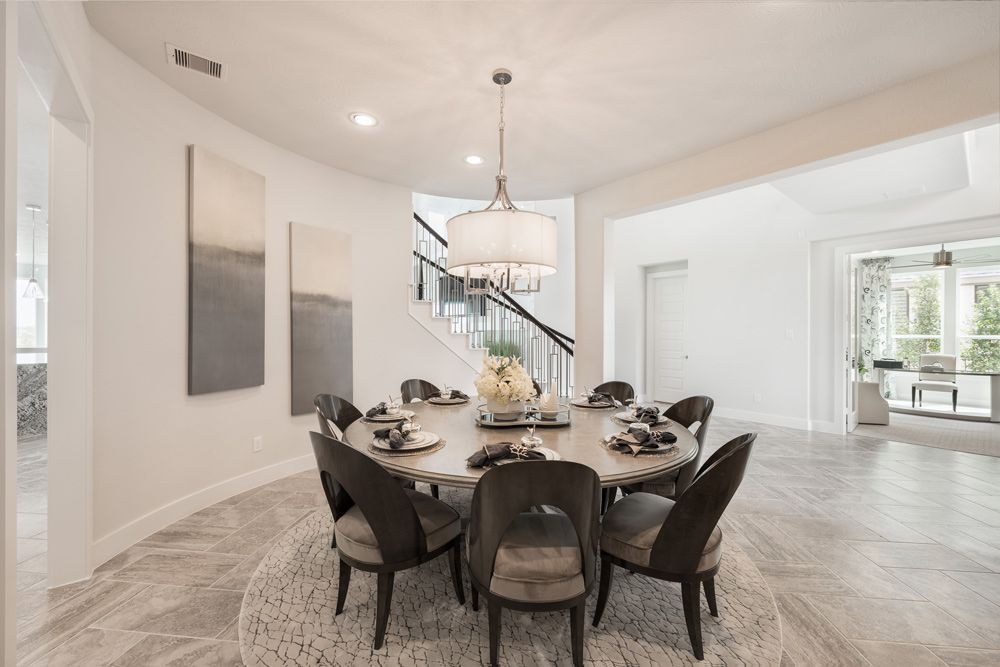 LakeHouse 90' Model | Verona | Formal Dining &amp;