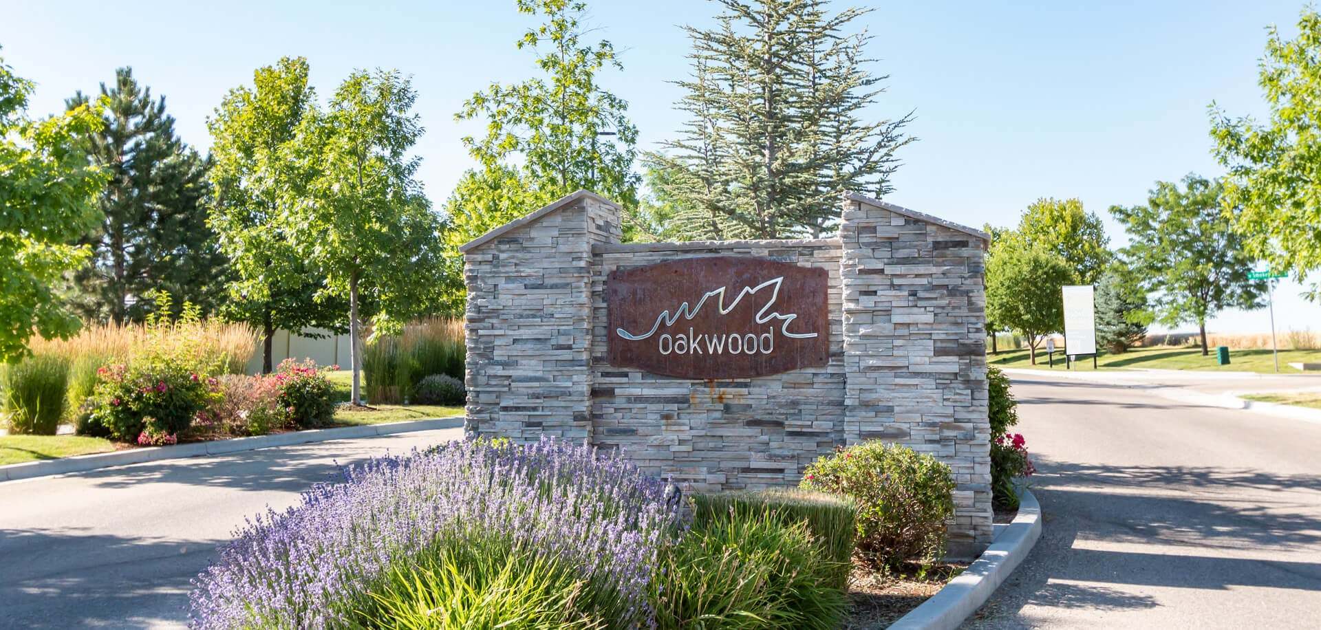 Oakwood Estates,83642