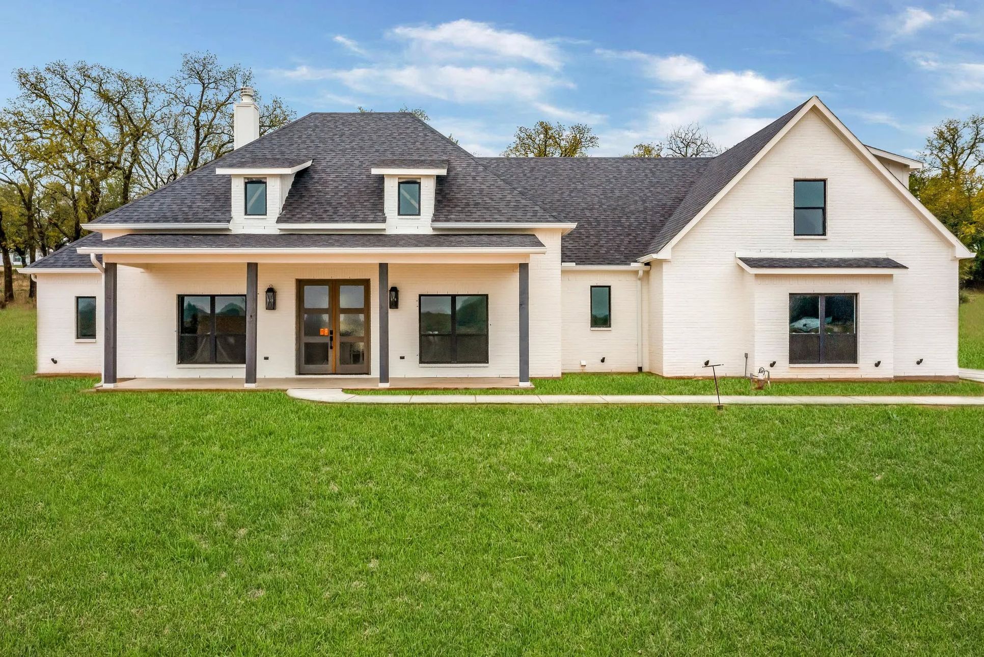 111 Grace View Road:Home Exterior