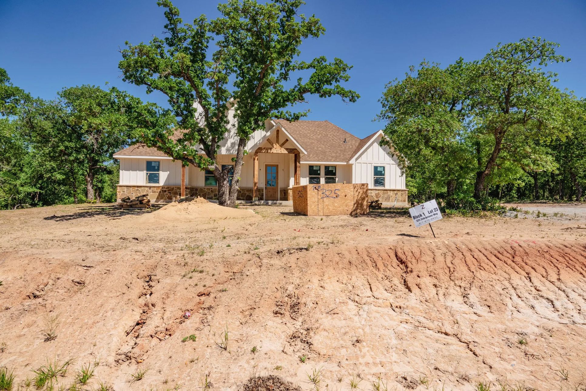 325 Zebrastone Way:Home Exterior