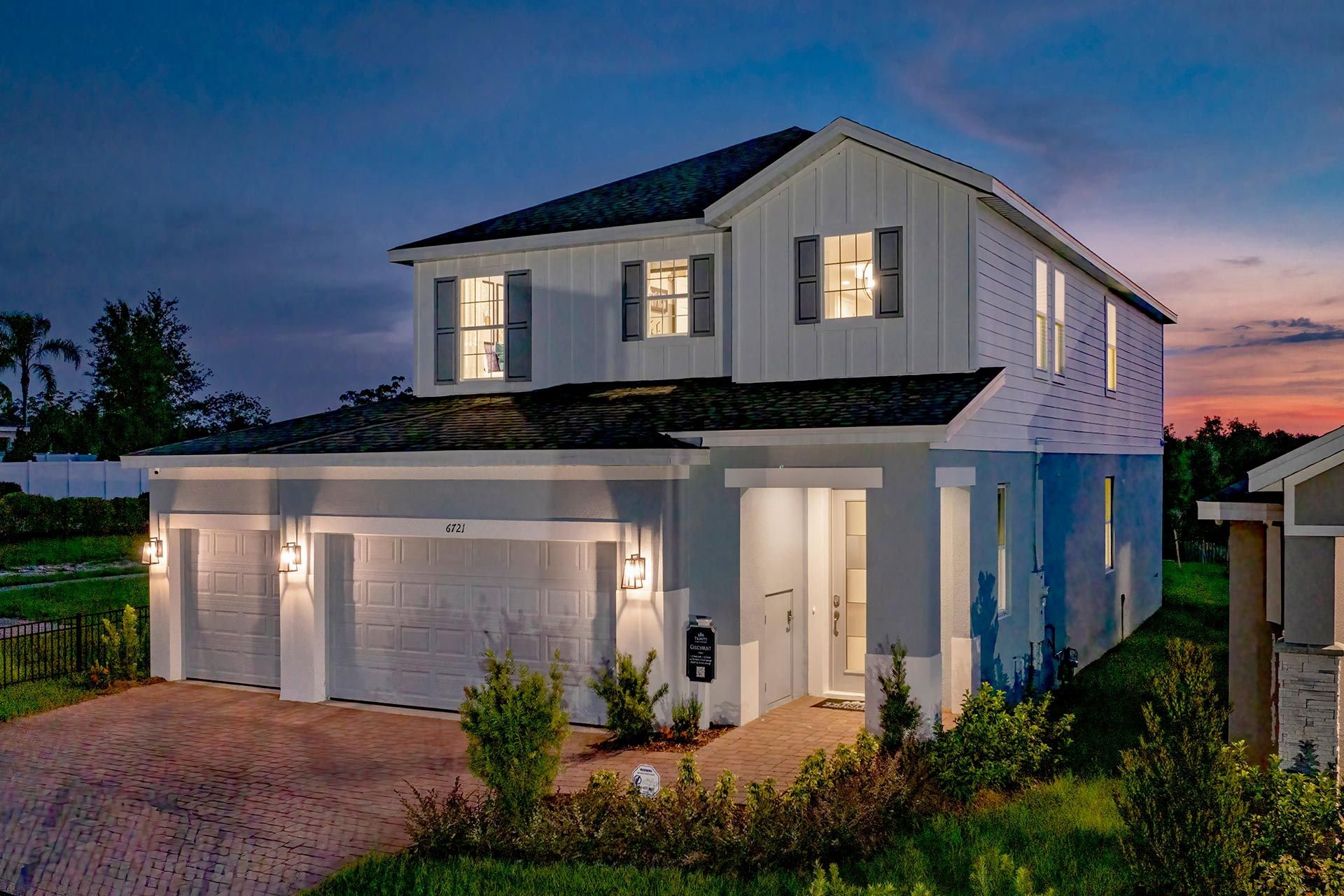 Gilchrist exterior:Gilchrist exterior