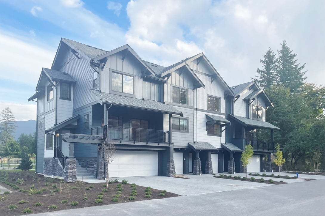 Timberstone Building 19:Exterior Style A | Color Scheme D