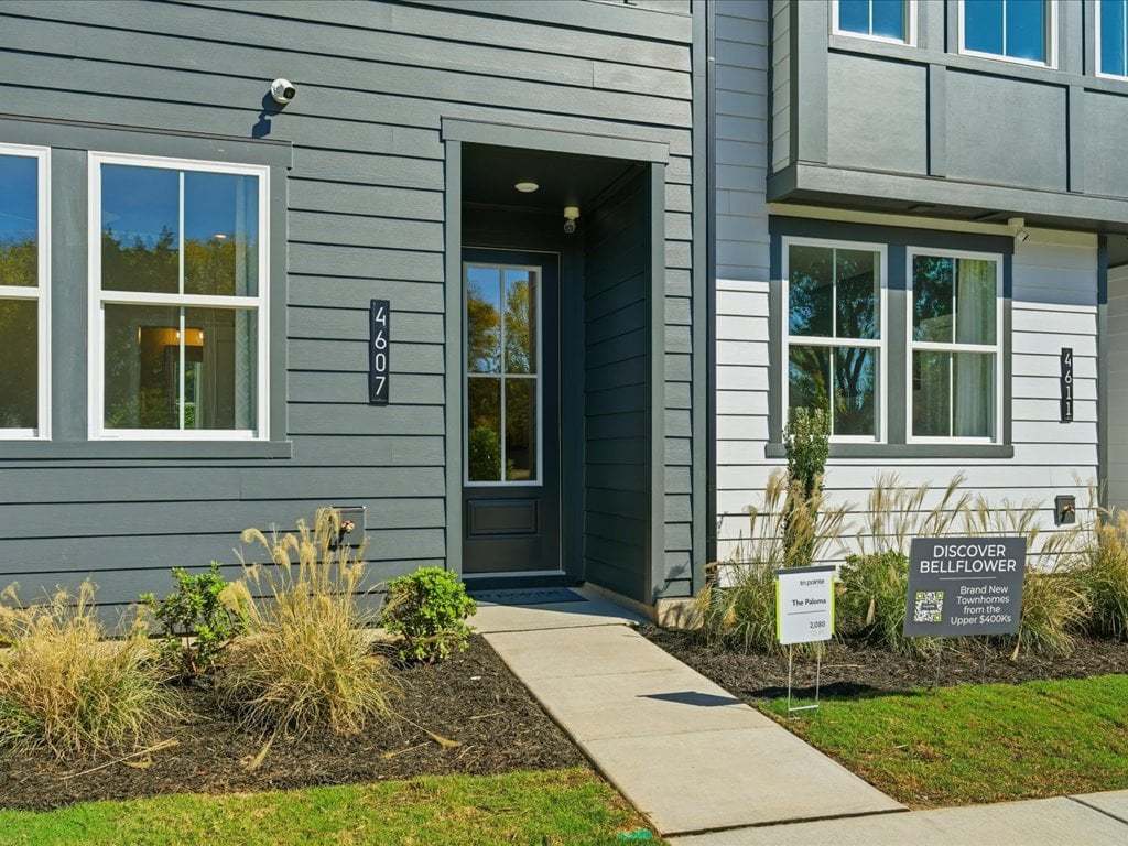 Bellflower | The Paloma:Covered Front Entry