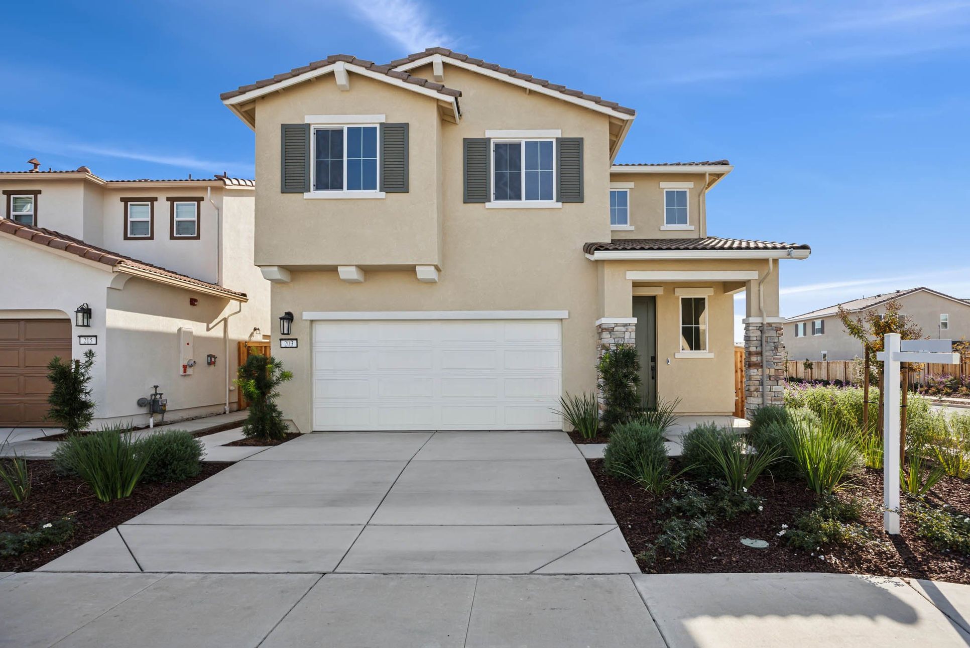 Jubilee 17:Jubilee 17 | Exterior