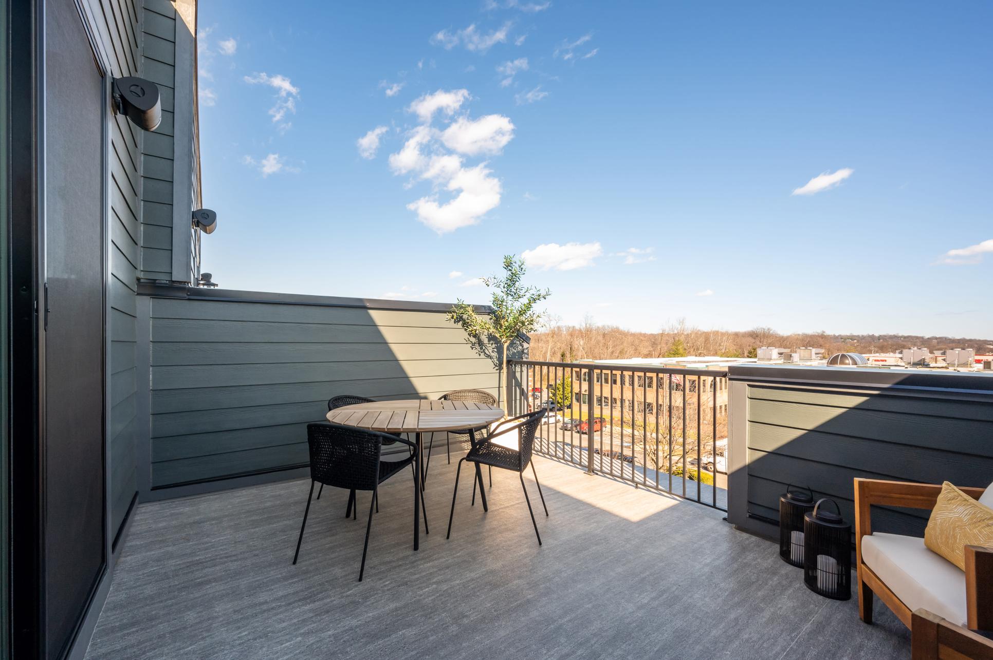 Cameron at Eisenhower Pointe:4969 Lachlan Mews