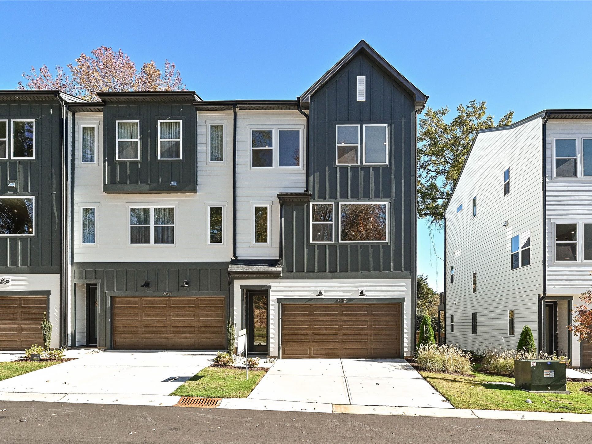 Archer Row:8040 Cedarsmith Ct