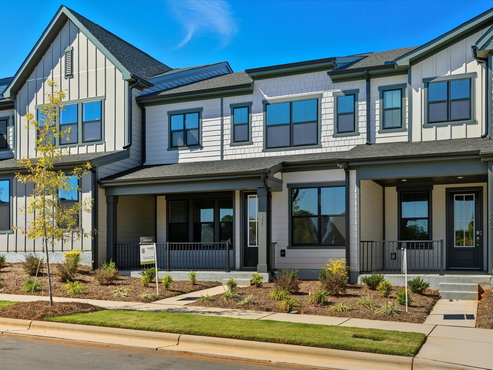 Seven Oaks:321 Ardmore Dr