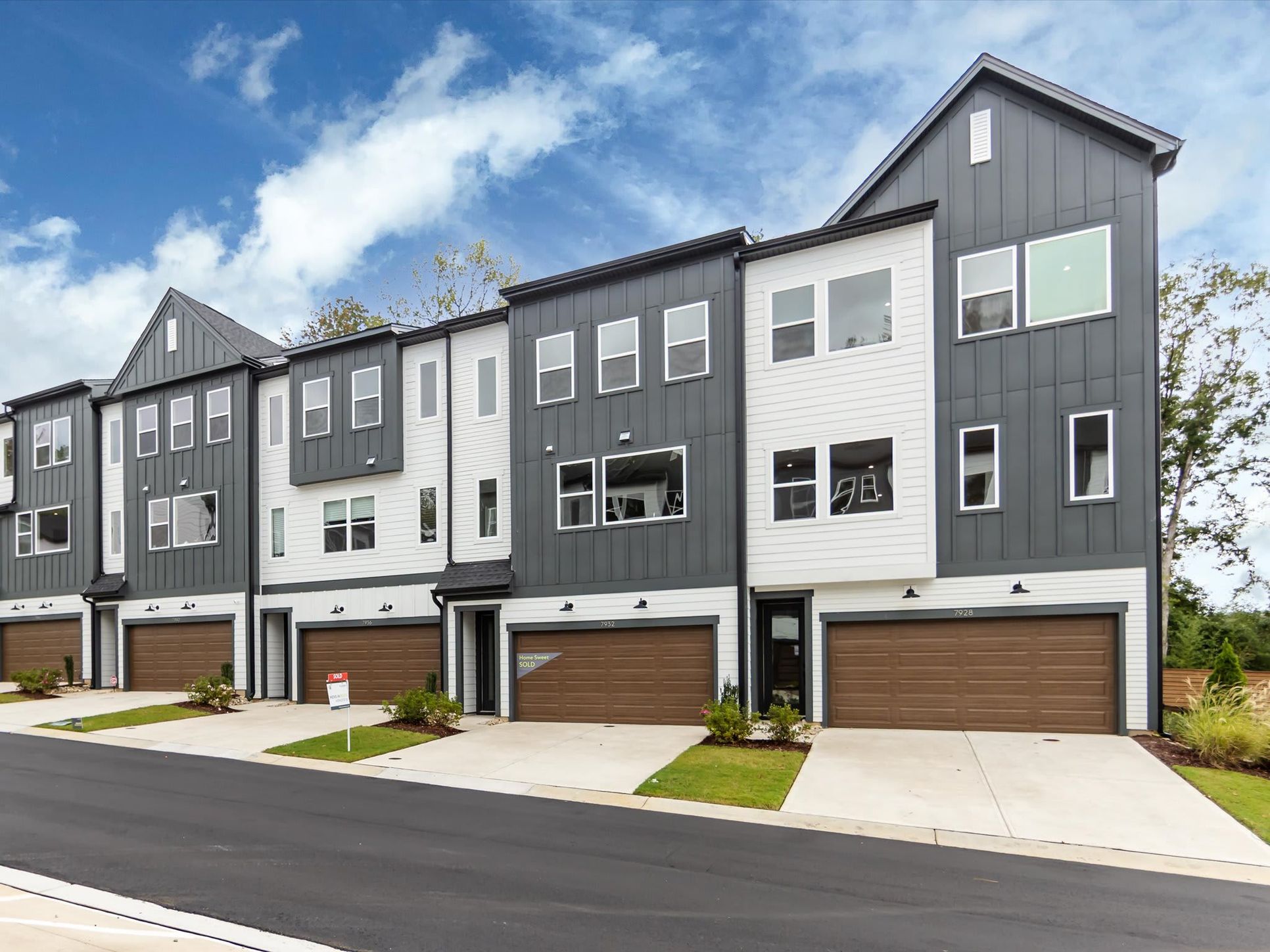 Archer Row:Charlotte, NC