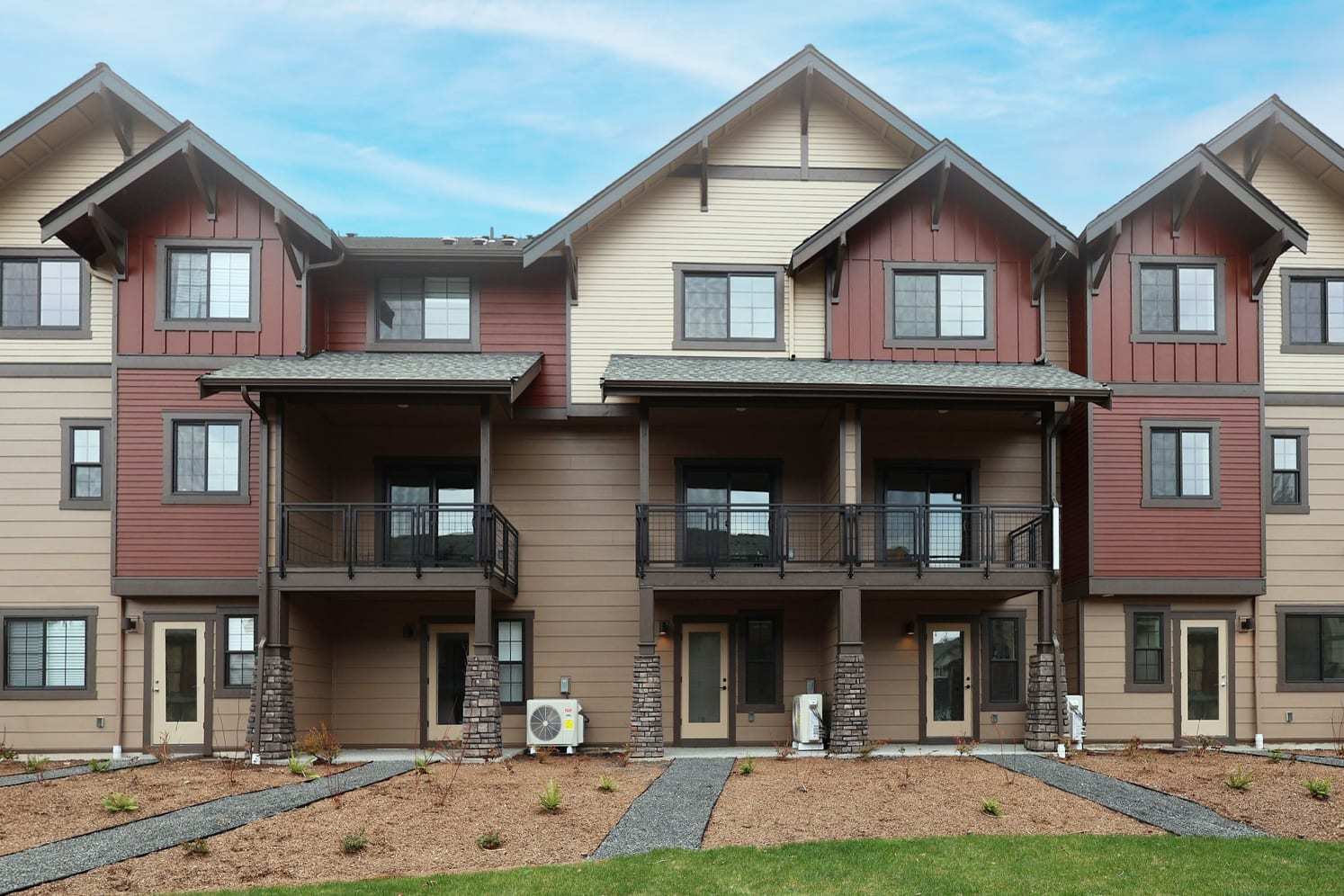 Timberstone:1195 WATERFALL WAY SE