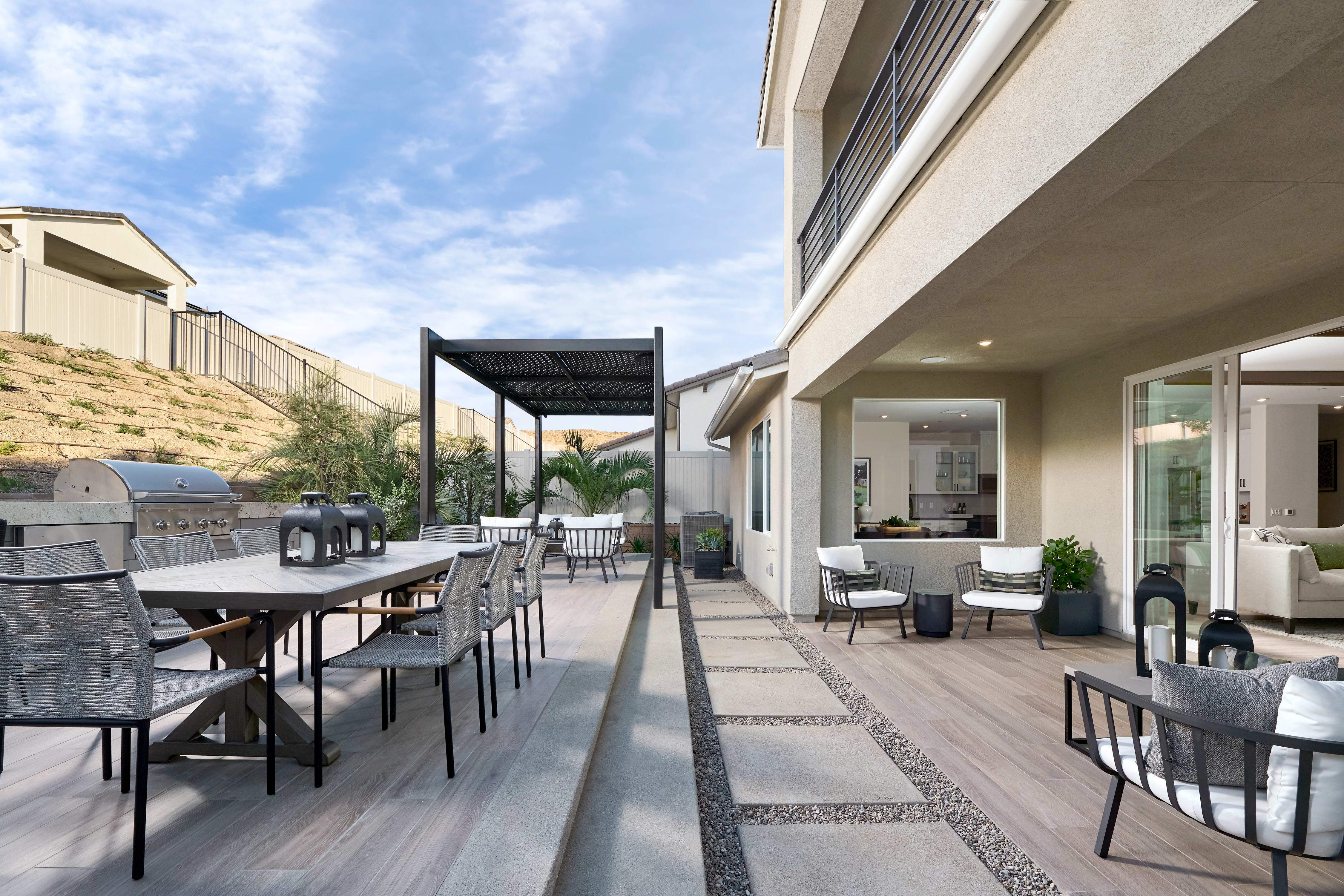 Luna at Skyline:18184 Aerie Way