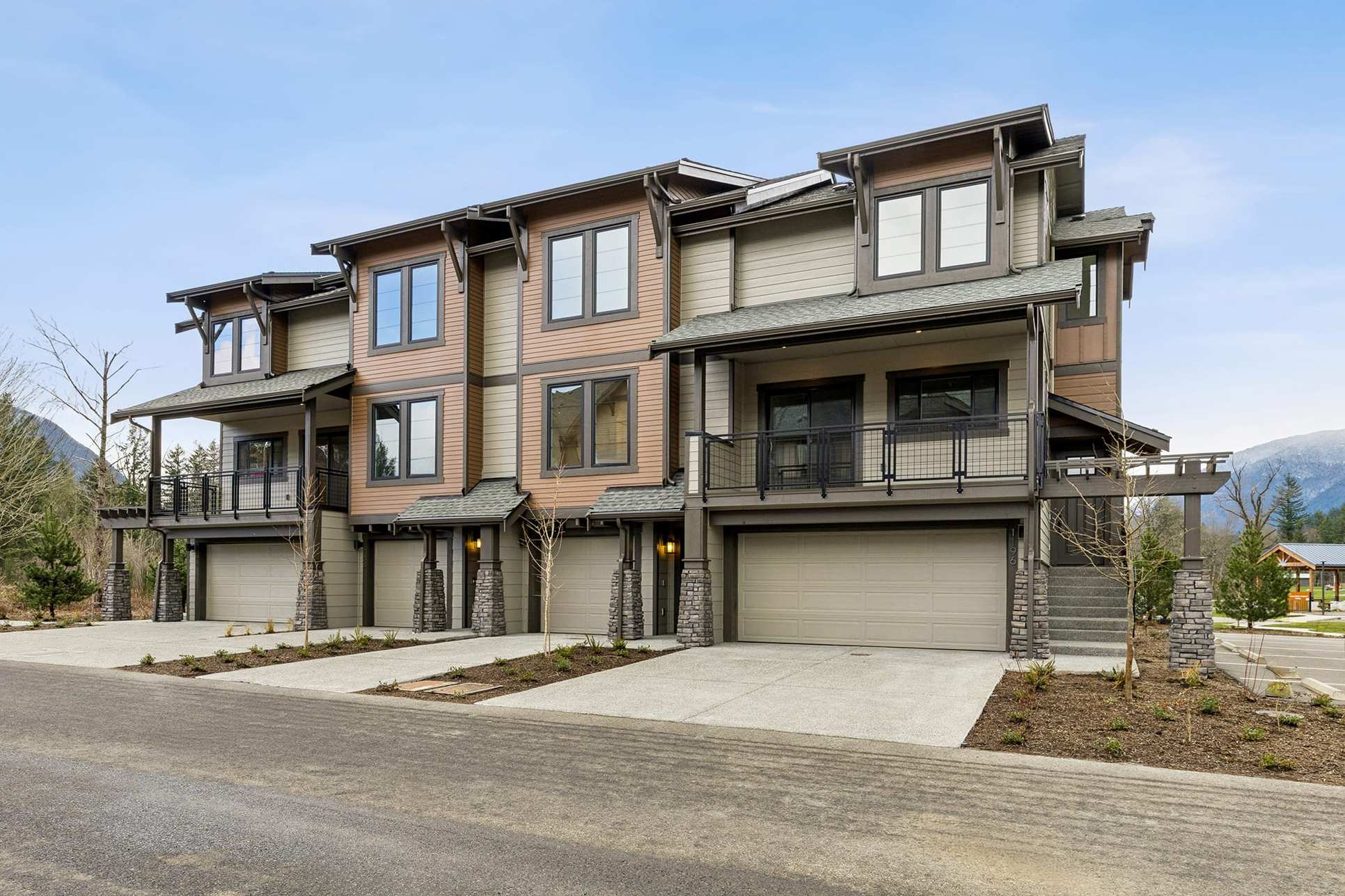 Timberstone:1192 WATERFALL WAY SE