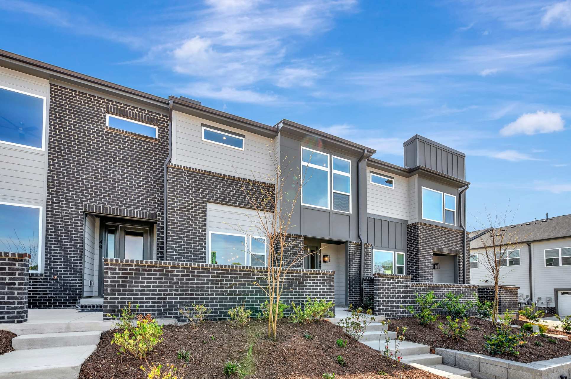 The Townes at NoVi:40 Wandering Way