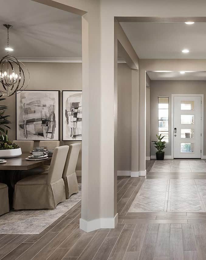 Pinnacle Model | Dining and Foyer