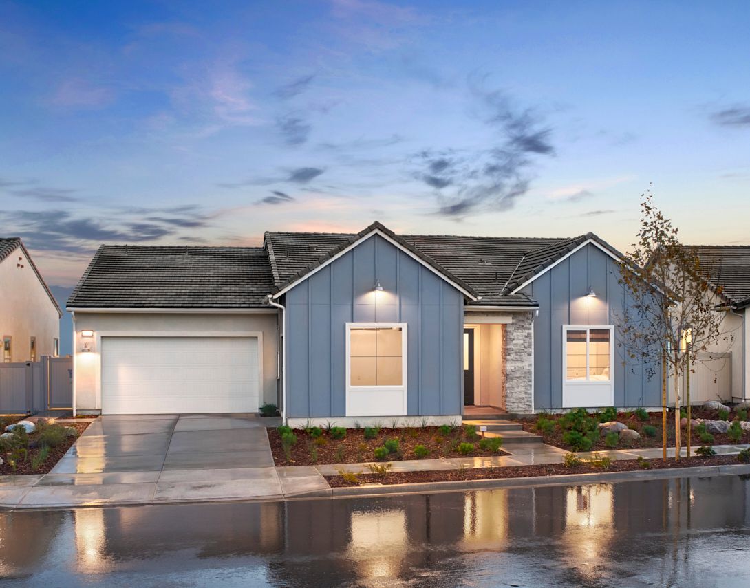 Altis at Skyline Plan 5CR Model Home:Farmhouse Exterior Style