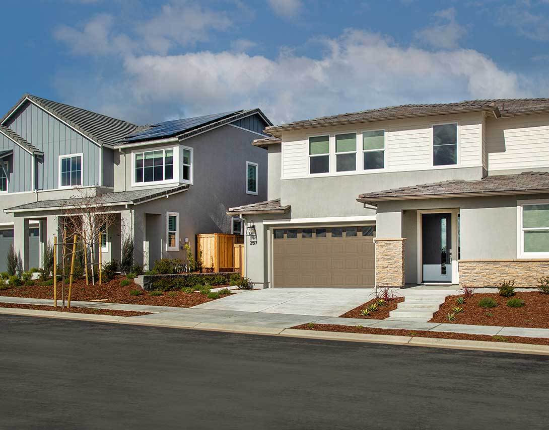 Glisten at One Lake:Model Homes