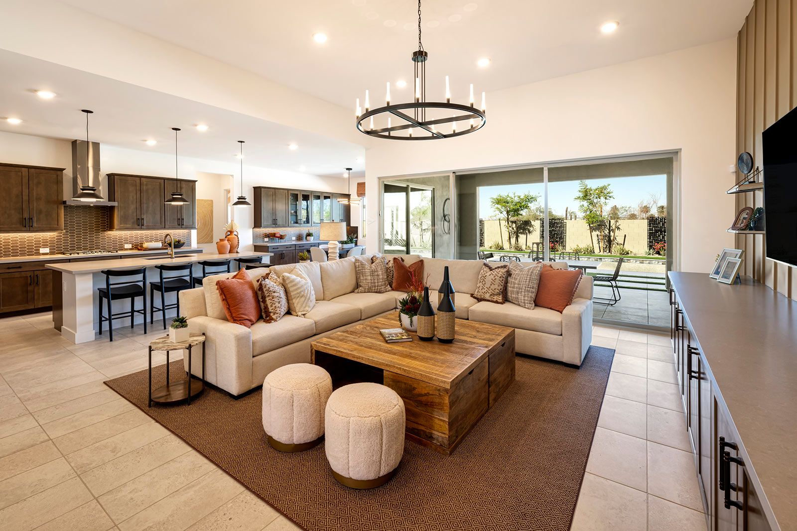 Whispering Hills:Pinnacle Model | Great Room and Kitchen
