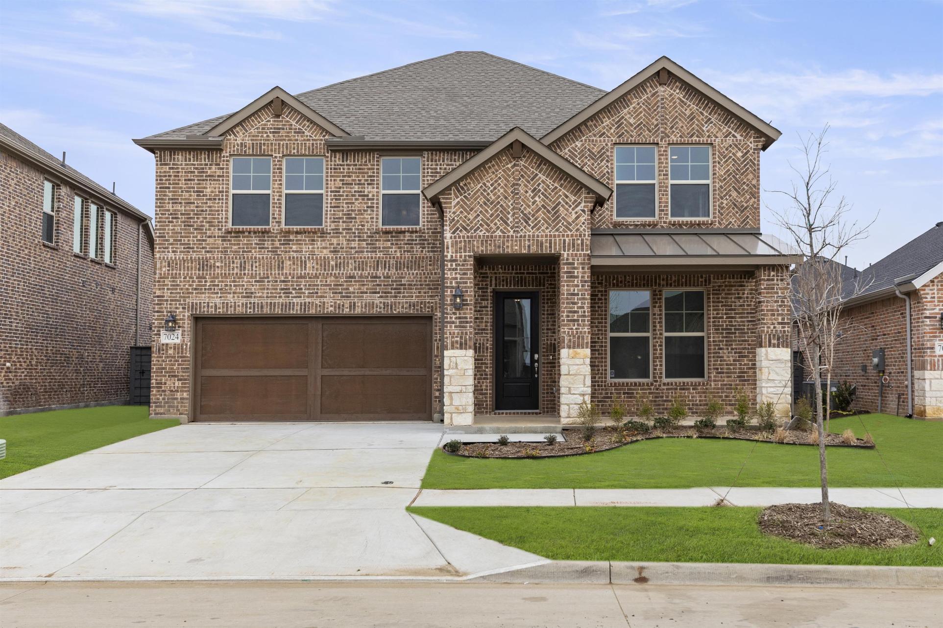 7024 Dragonfly Lane:Front Exterior