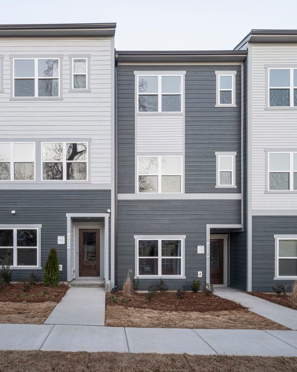 Context at Oakhurst | The Indie | Exterior Style C:Model Home Exterior Style C