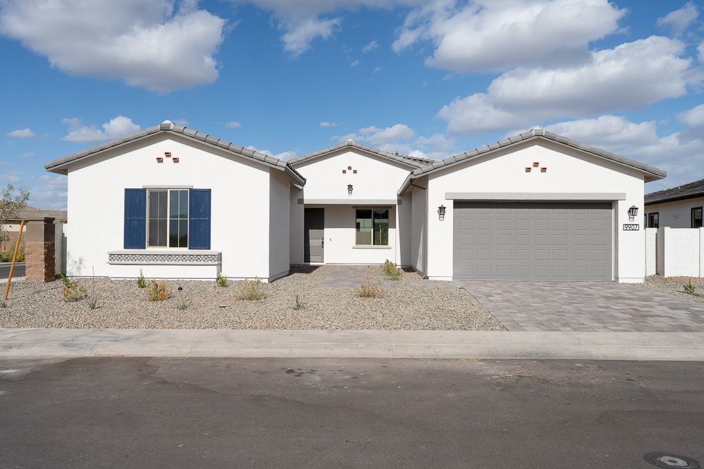 Whispering Hills:Move-In Ready Home | Exterior