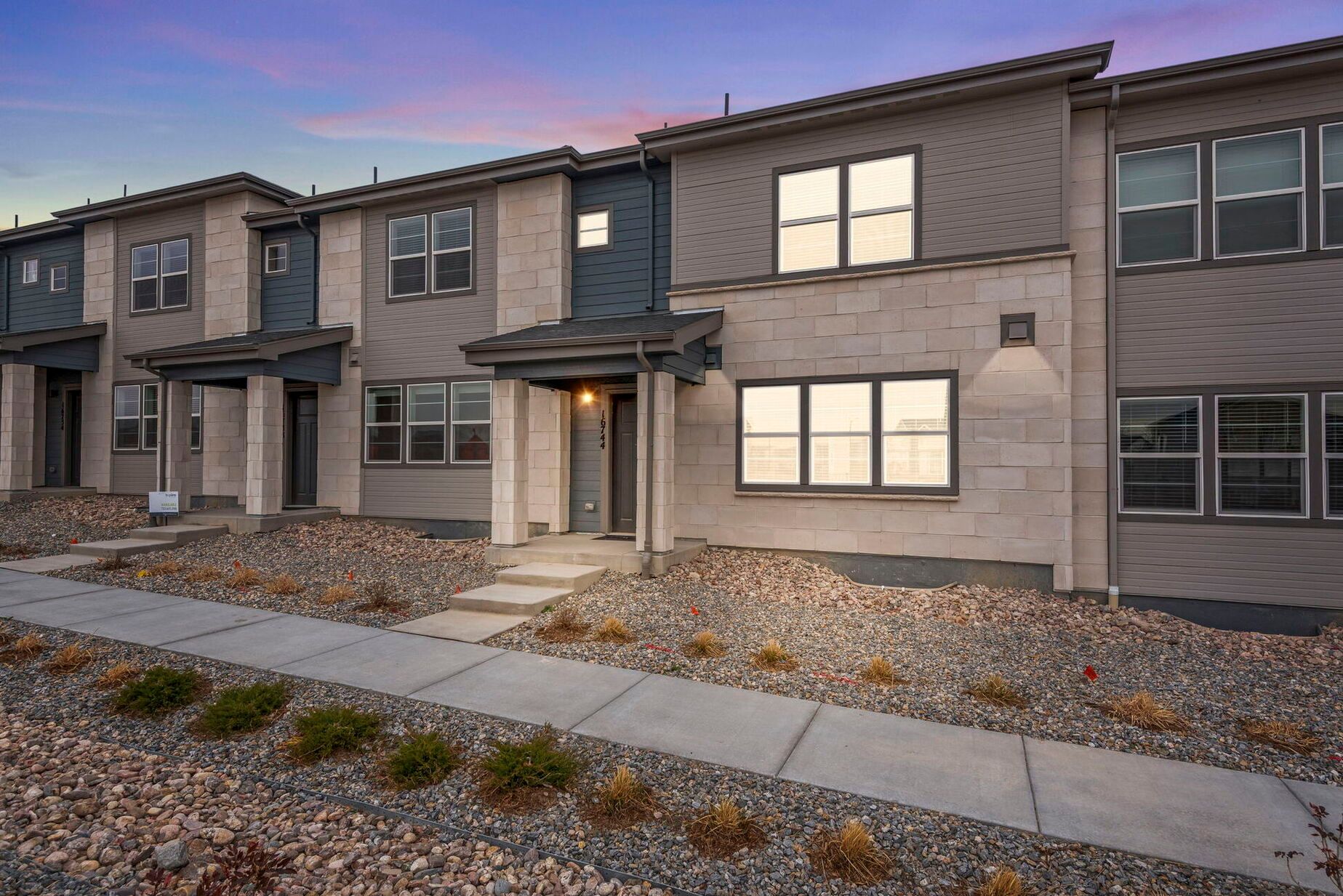 16744 West 93rd Place:Stunning front exterior