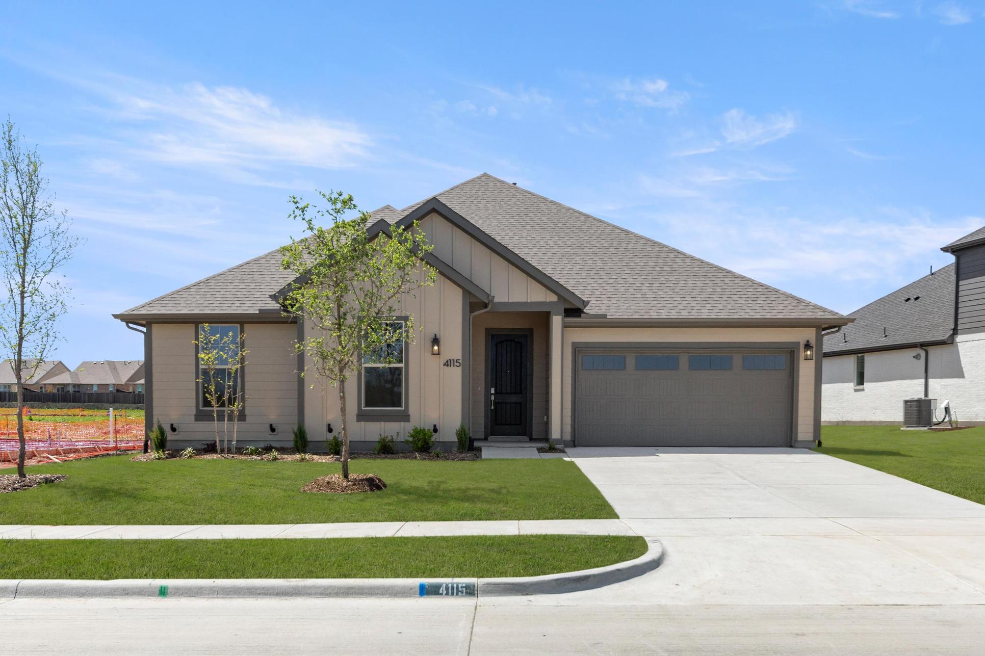 4115 Olmsted Drive:Front Exterior