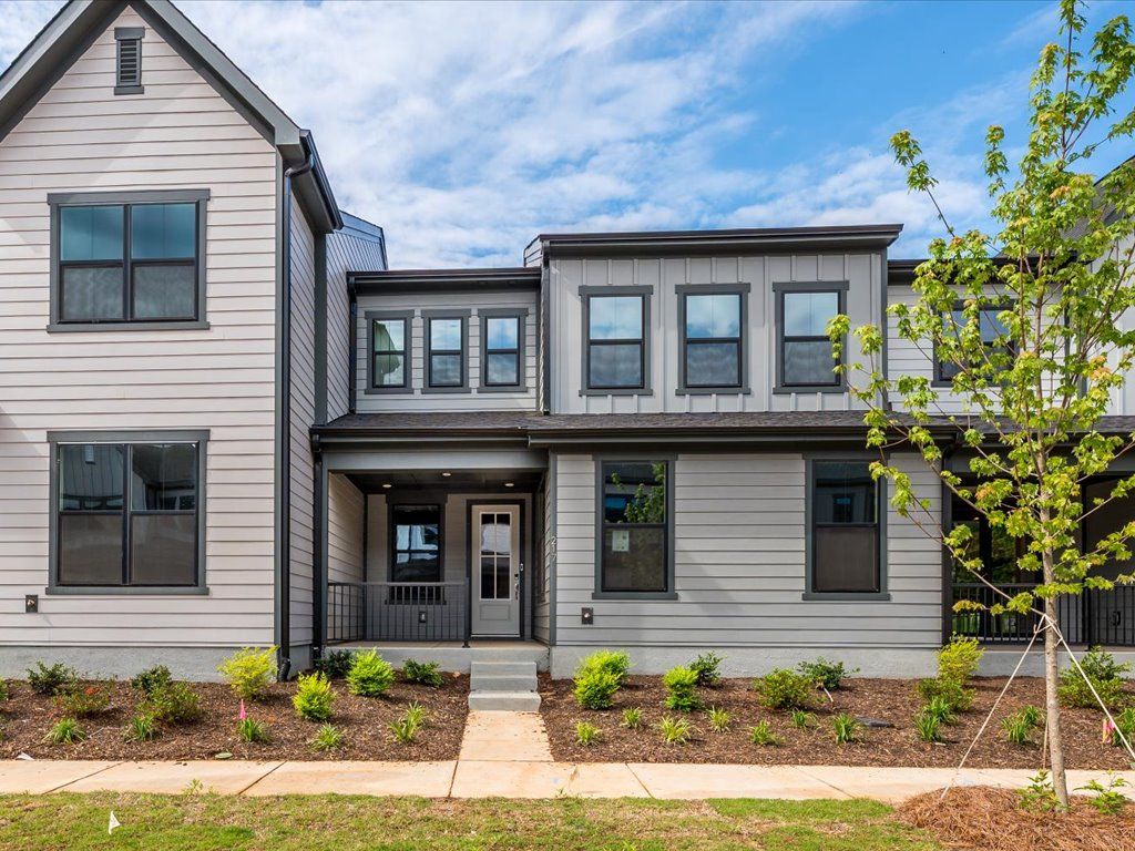 217 Halemarg Dr:Front Exterior