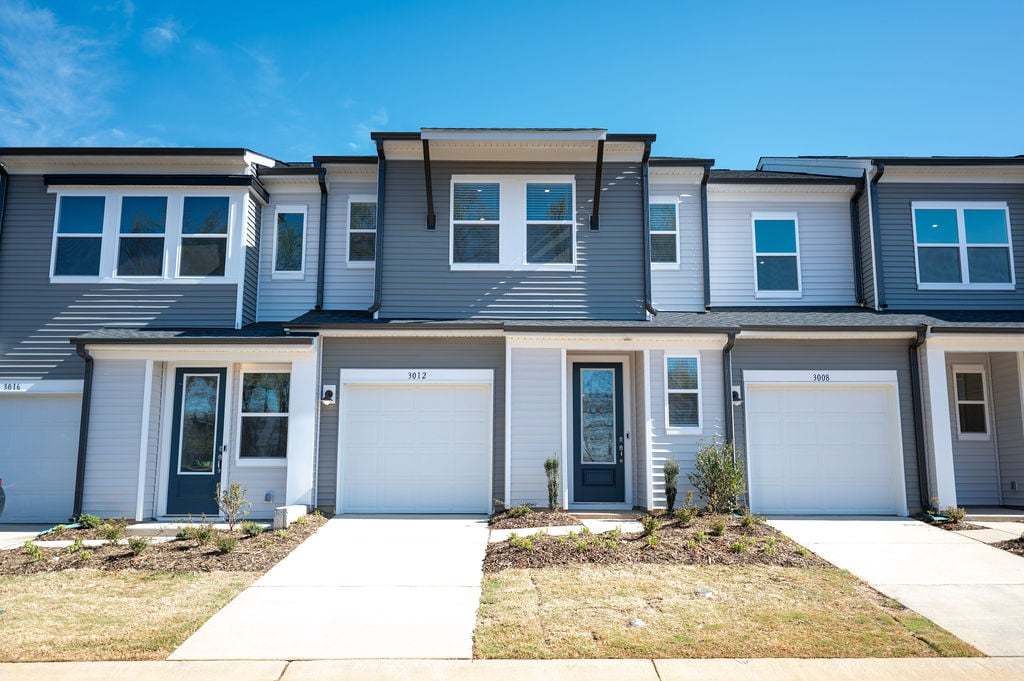 3012 Hutton Gardens Ln:Front Exterior