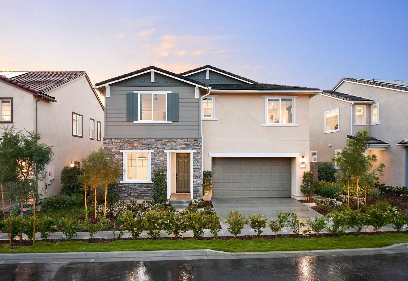 Sawyer at Bedford Plan 2BR:Exterior