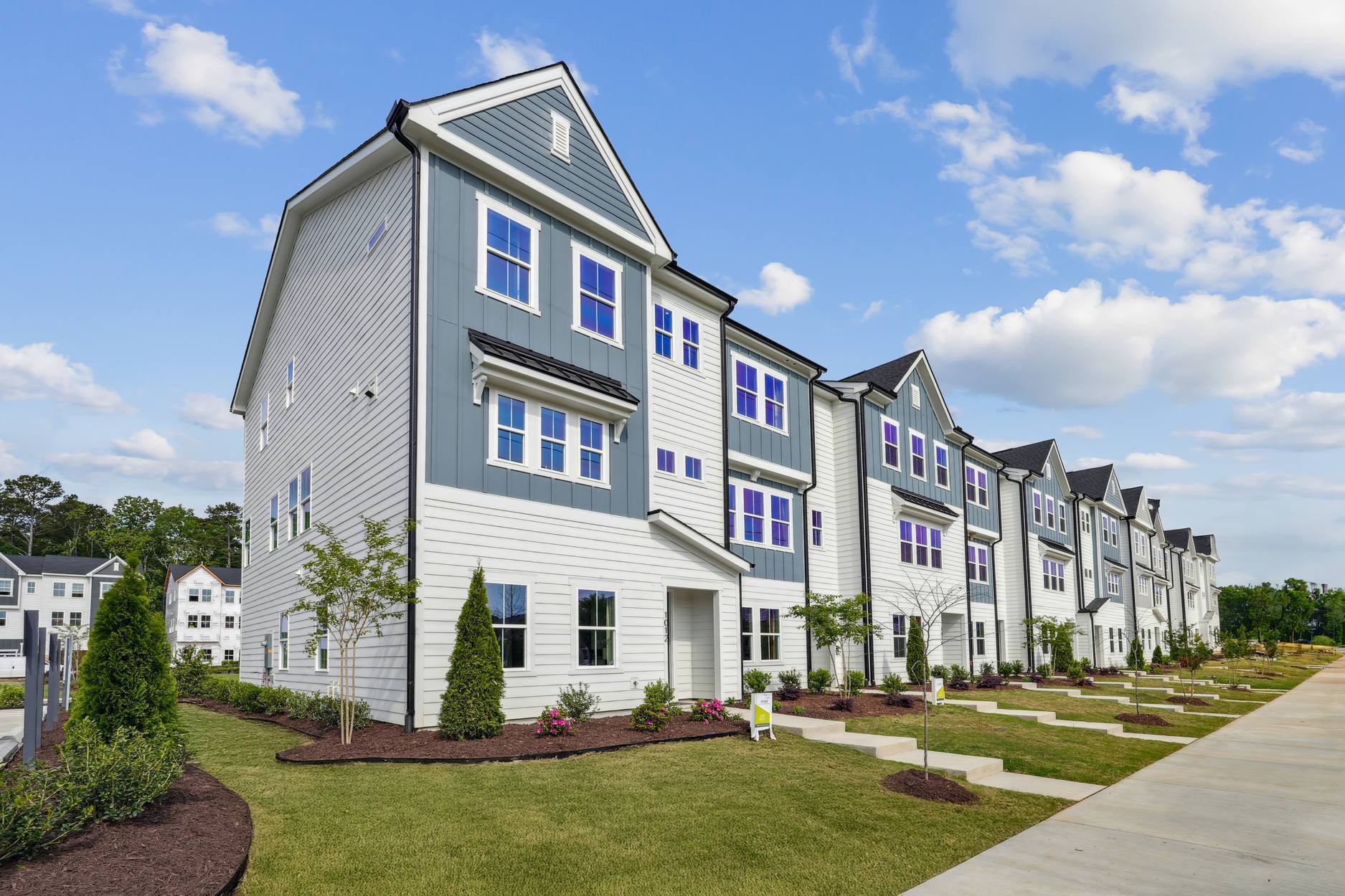 Twinleaf Townes | Ryder:Exterior