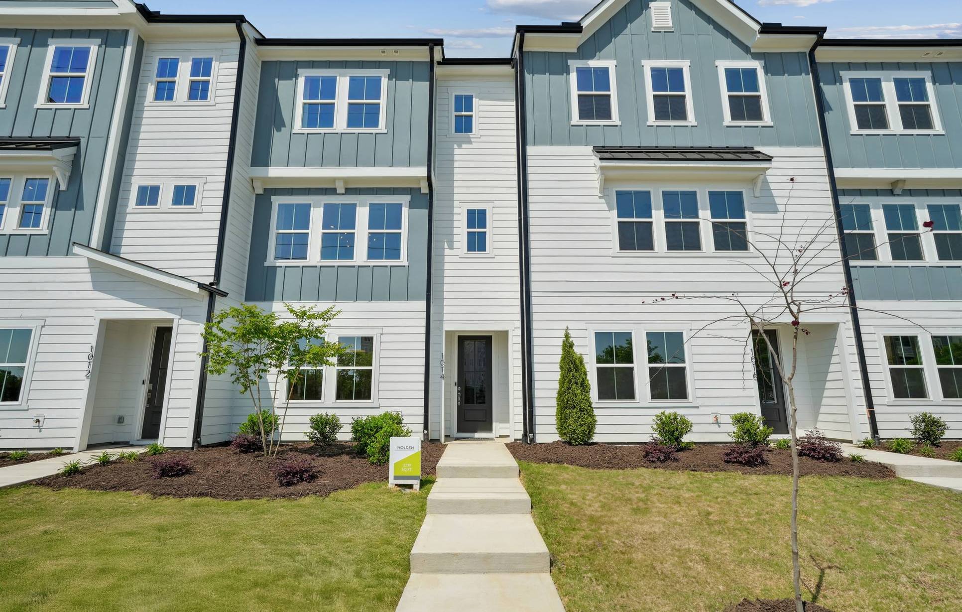 Twinleaf Townes | Holden:Exterior