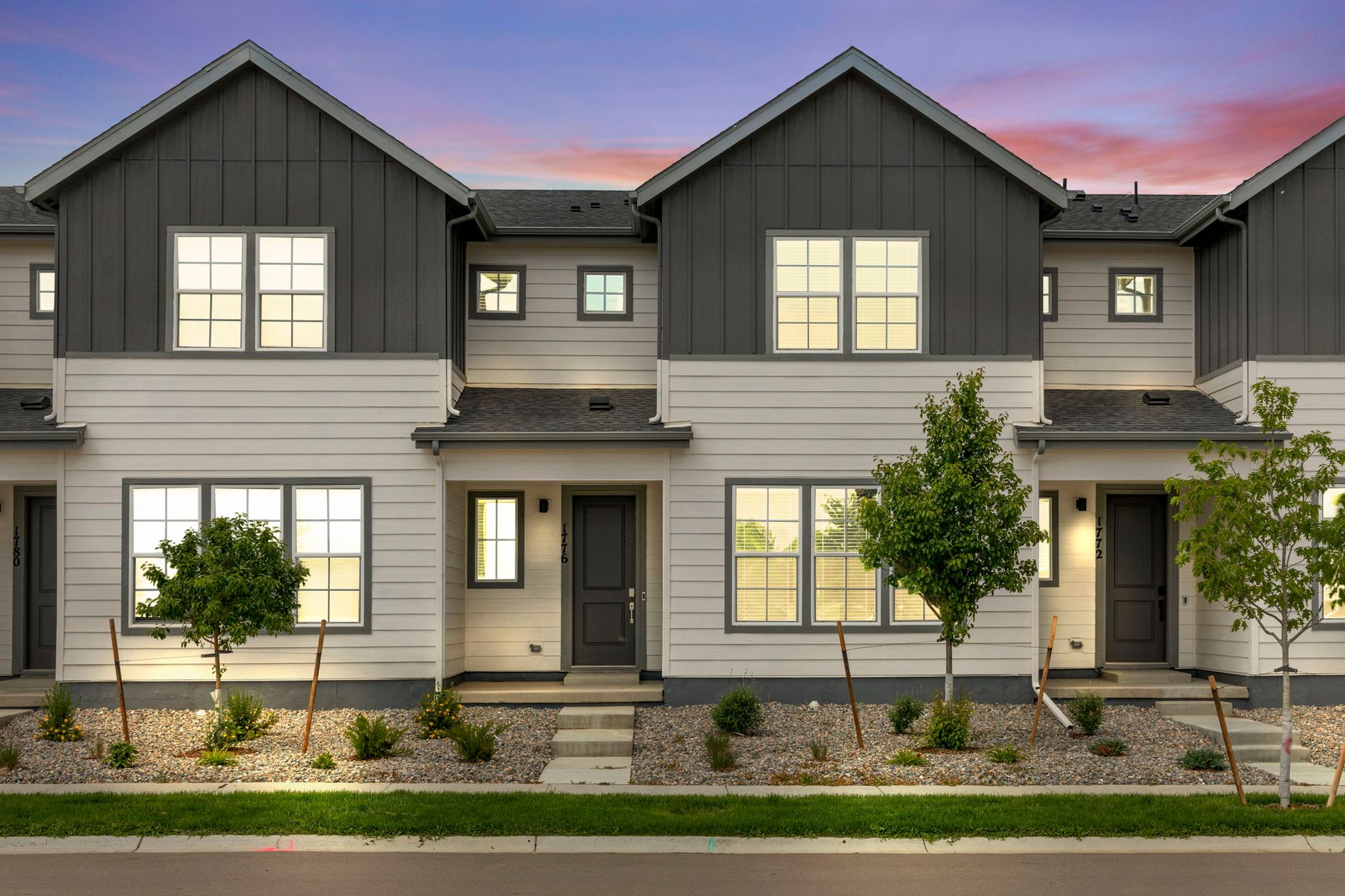 1776 Glacier Avenue:Modern Farmhouse style exterior