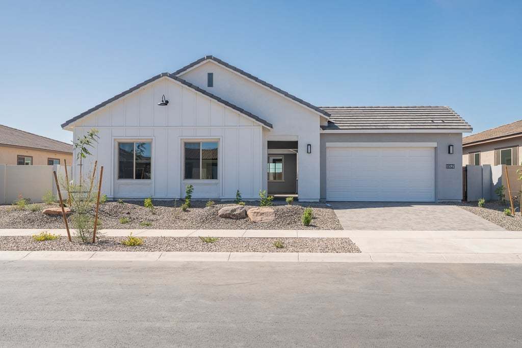 Blossom Rock:Move-In Ready Home | Exterior