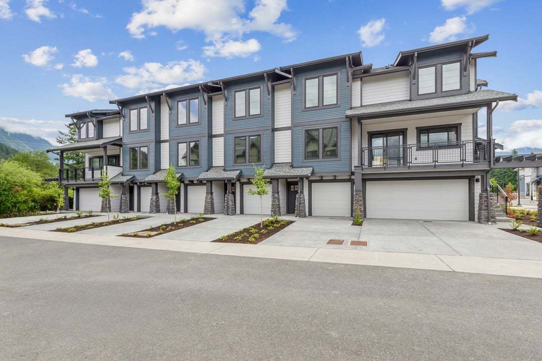 Timberstone Building 16:Rear Exterior Style B