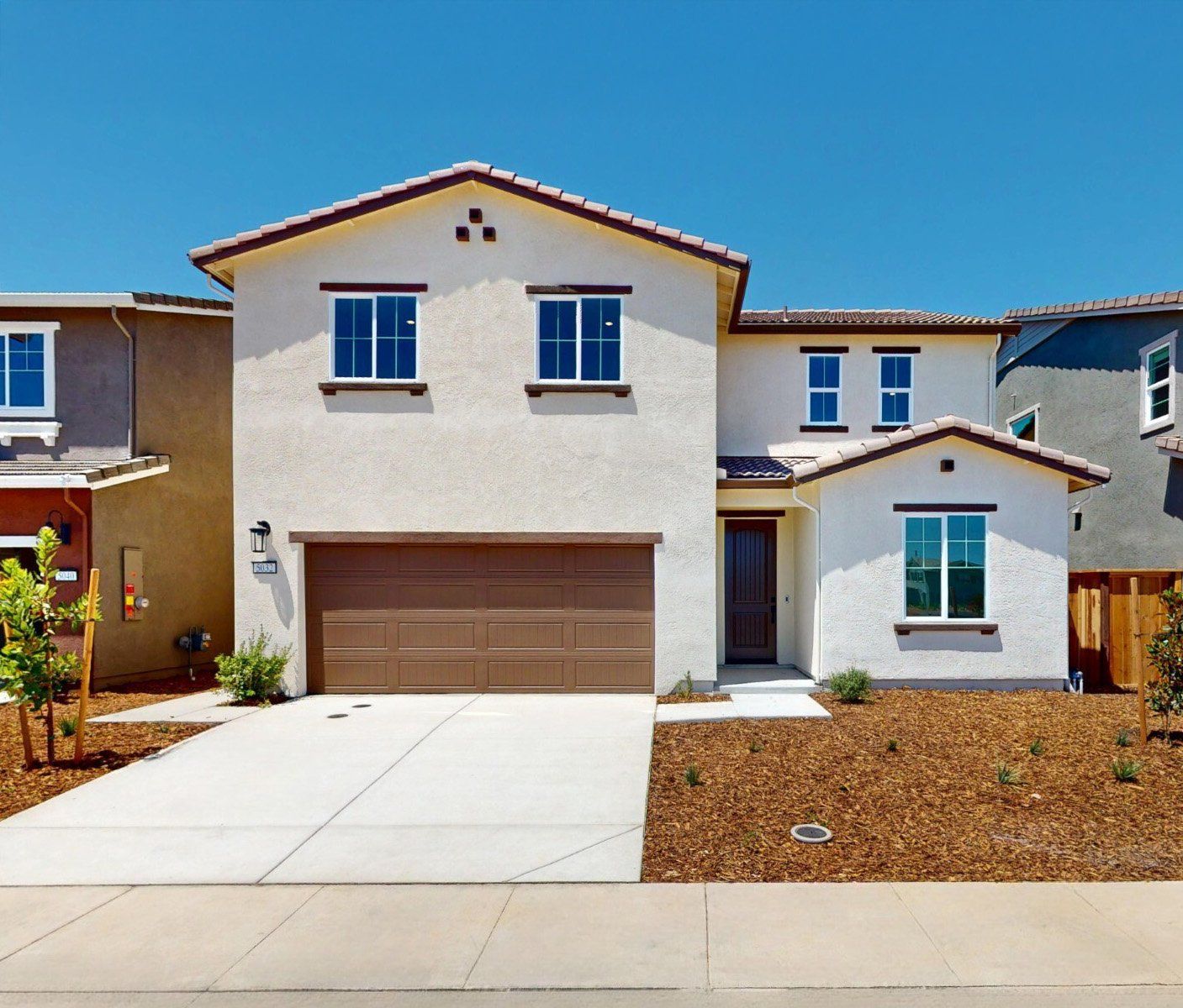 Vibrance 84:Vibrance 84 | Exterior