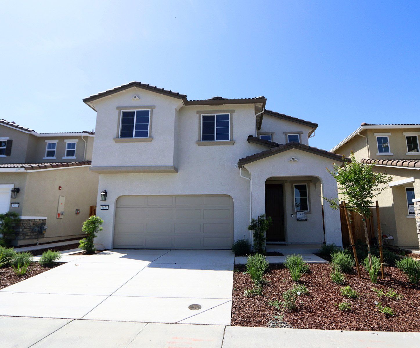 Jubilee at Independence:Junilee 25 | Exterior
