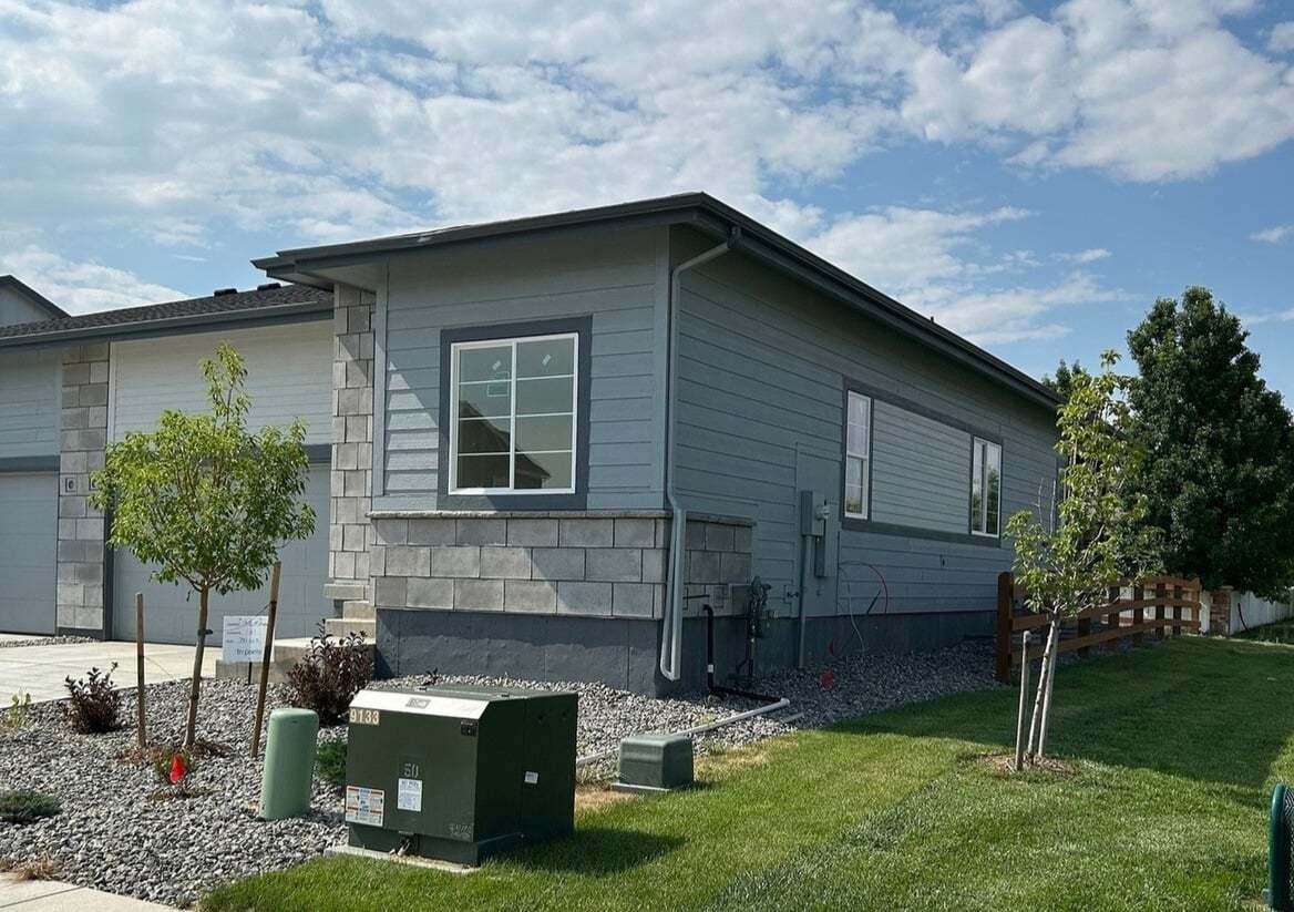 1706 Mount Meeker Avenue:Modern Prairie style front exterior