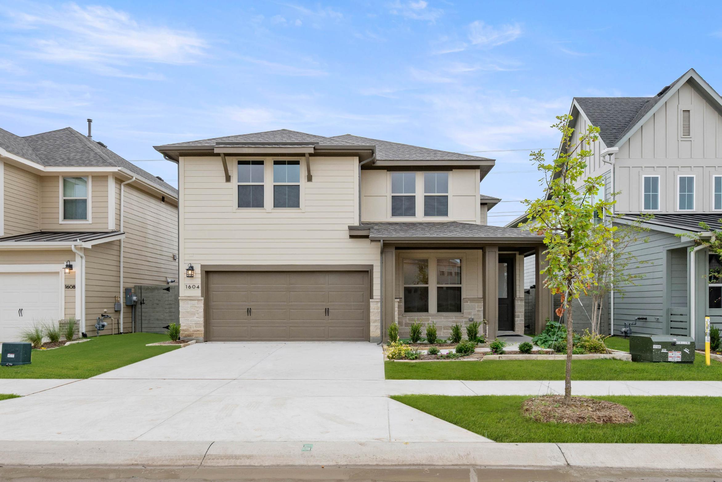 1604-Ginger-Lane:Front Exterior