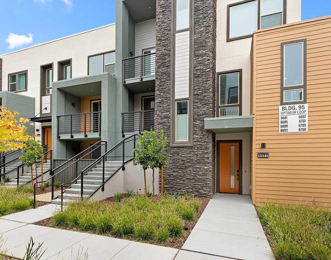 Lotus Plan 5:Exterior