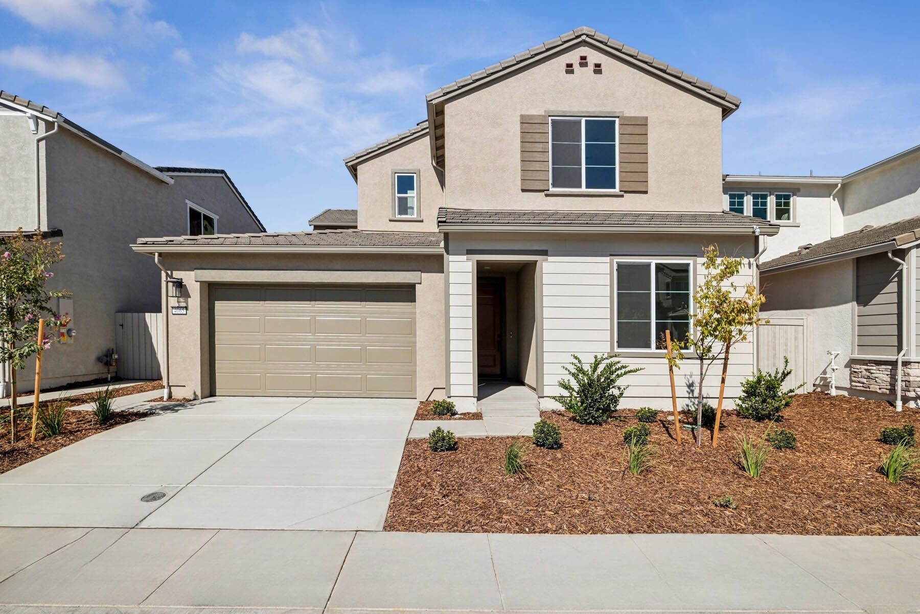 Juniper 32:Juniper 32 | Exterior