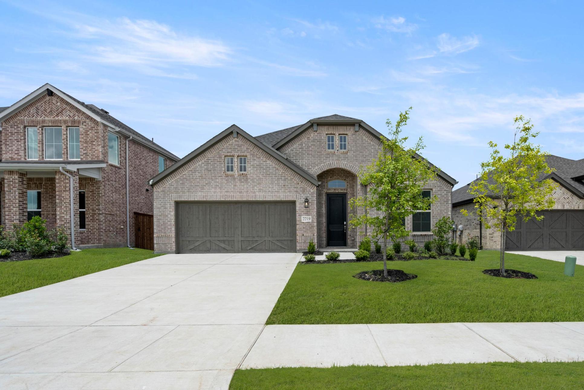 2219-Shady-Elm-Road:Front Exterior