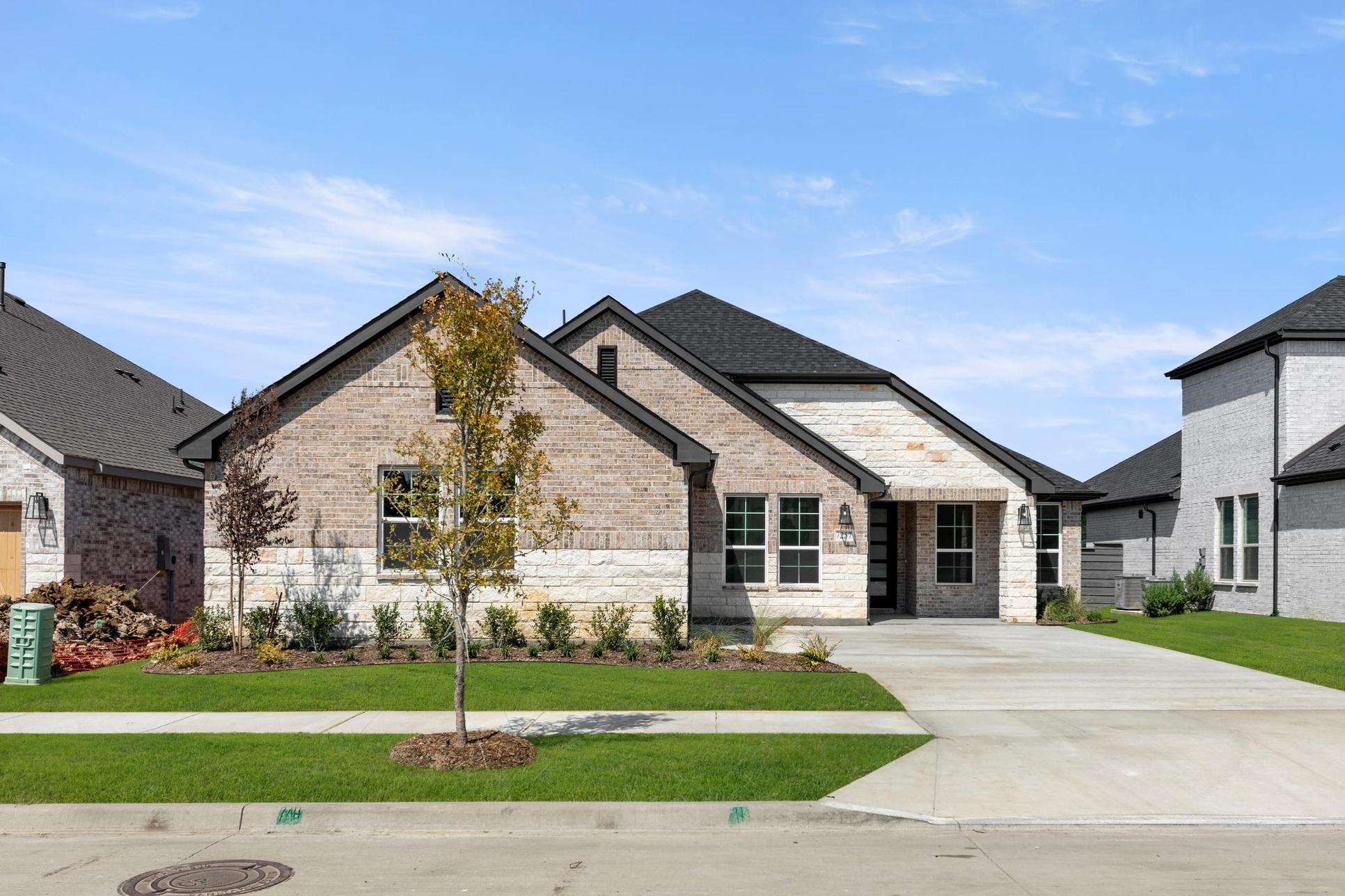 7257-Camilla-Street-Floorplan:Front Exterior