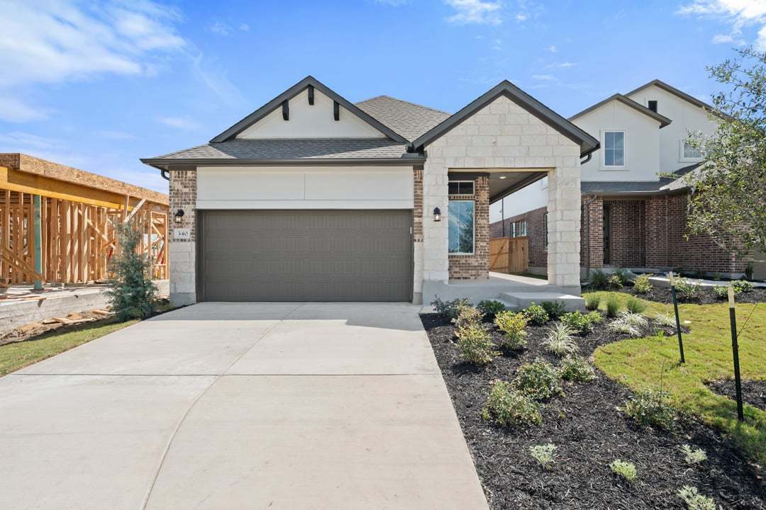 340 Brandywine Road:Exterior Style X